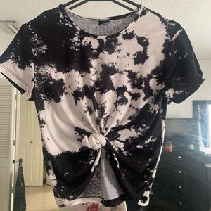 Black and white knot top